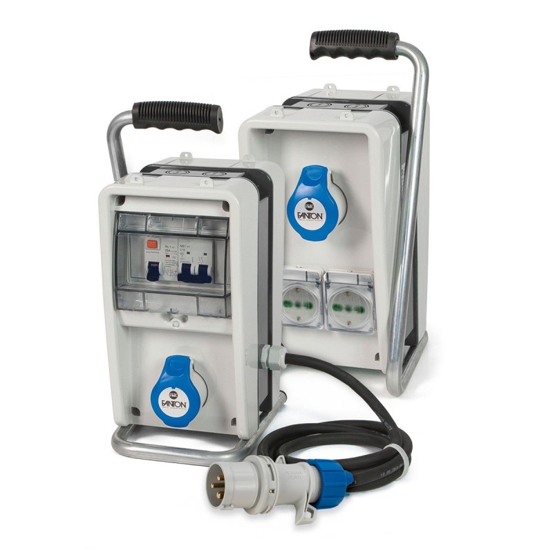Quadro Eolo IP44 con 4 prese mix, cavalletto e cavo (3kW)